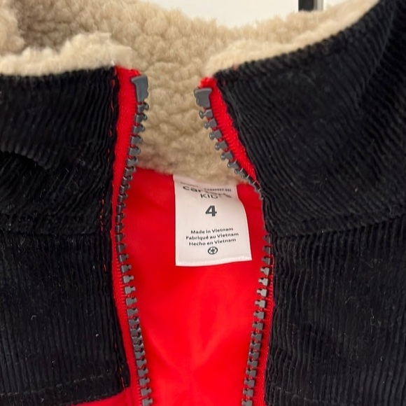 CARTER boys vest, size 4, red/black color, good condition - Picture 3 of 5